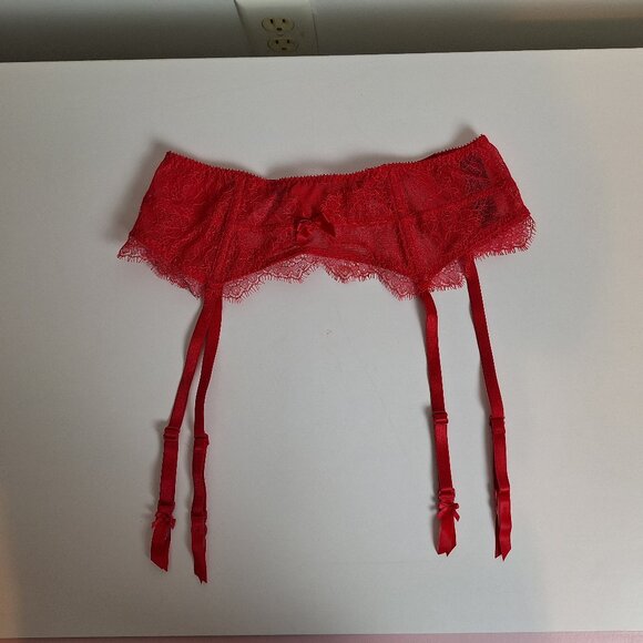 Victoria's Secret Red Lace Garter Belt (NWT) - Picture 2 of 6